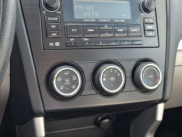 2015 Subaru Forester 2.5i