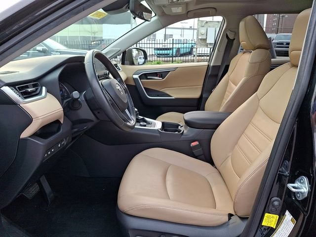 2021 Toyota RAV4 Hybrid XLE Premium