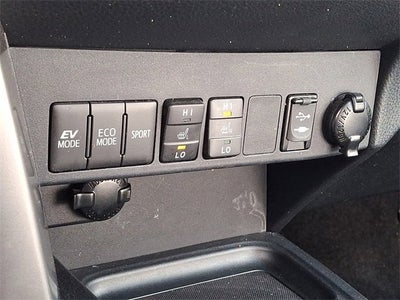 2018 Toyota RAV4 Hybrid LE Plus