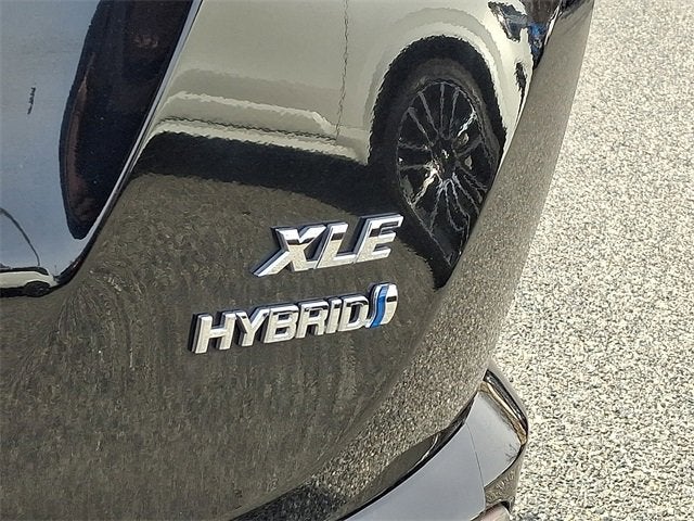 2018 Toyota RAV4 Hybrid LE Plus