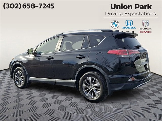 2018 Toyota RAV4 Hybrid LE Plus