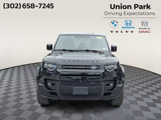 2023 Land Rover Defender 130 X-Dynamic SE