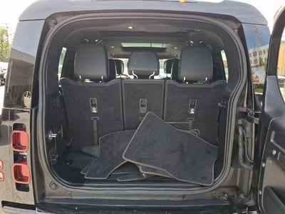 2023 Land Rover Defender 130 X-Dynamic SE