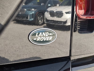 2023 Land Rover Defender 130 X-Dynamic SE