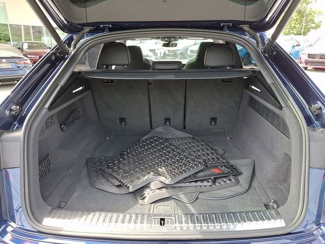 2023 Audi SQ8 Prestige