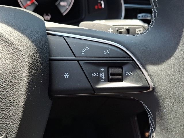 2025 Audi Q8 Premium Plus