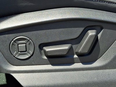 2025 Audi Q8 Premium Plus