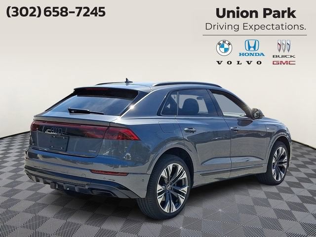 2025 Audi Q8 Premium Plus