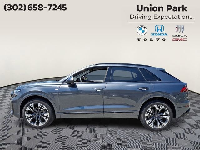 2025 Audi Q8 Premium Plus