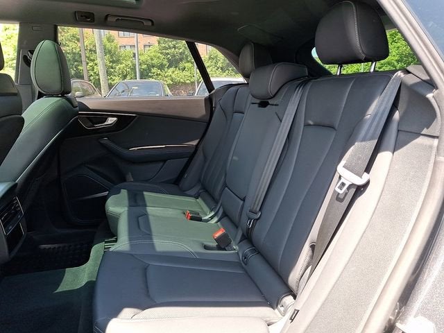 2025 Audi Q8 Premium Plus