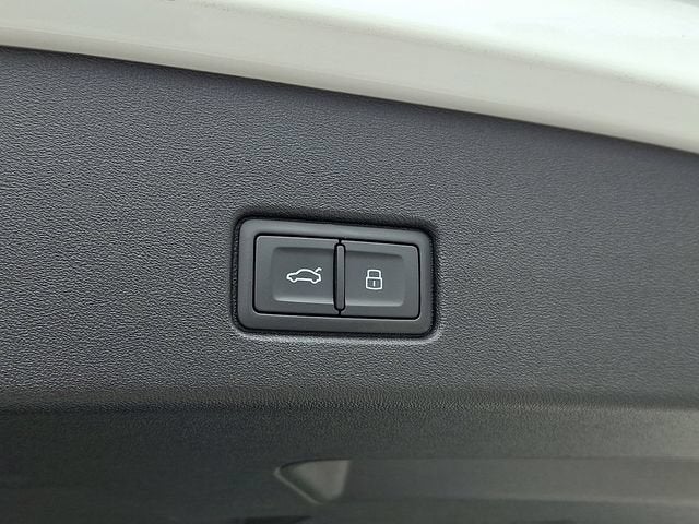 2022 Audi Q4 e-tron Premium Plus 50 quattro