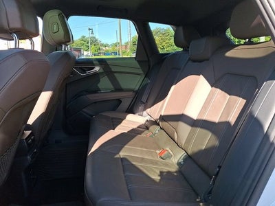 2022 Audi Q4 e-tron Premium Plus 50 quattro