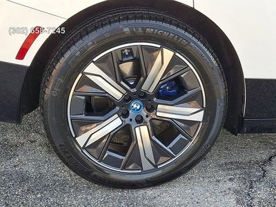 2025 BMW iX xDrive50