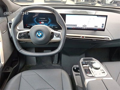 2025 BMW iX xDrive50
