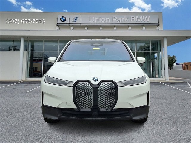 2025 BMW iX xDrive50