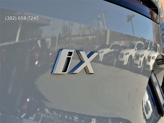 2025 BMW iX xDrive50