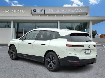 2025 BMW iX xDrive50