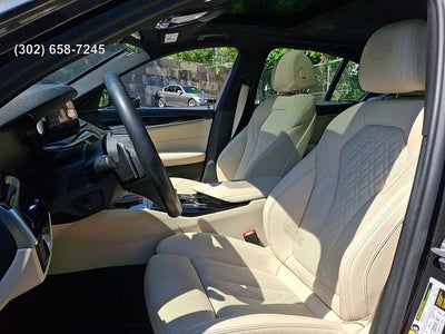 2022 BMW 530 i xDrive