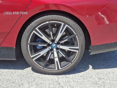 2025 BMW 5 Series 550e xDrive