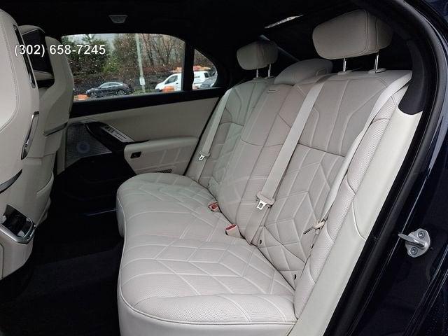 2024 BMW 7 Series 760i xDrive