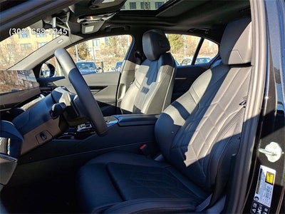 2025 BMW 5 Series 530i xDrive