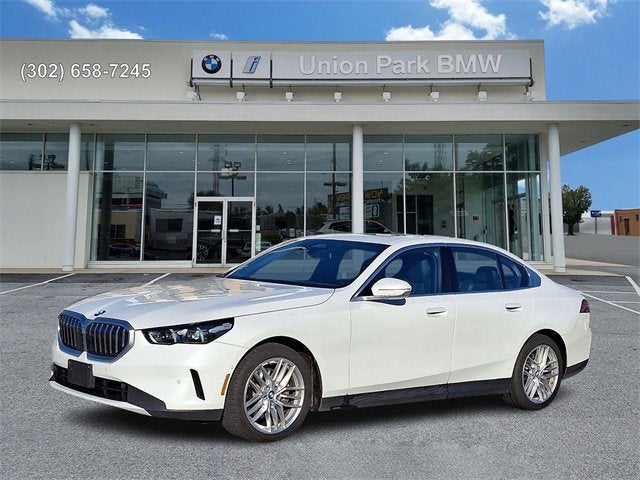 2025 BMW 5 Series 540i xDrive