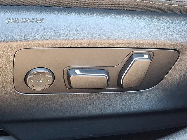 2025 BMW 5 Series 540i xDrive