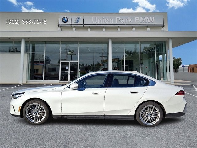 2025 BMW 5 Series 540i xDrive