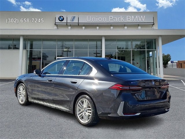 2025 BMW 5 Series 540i xDrive