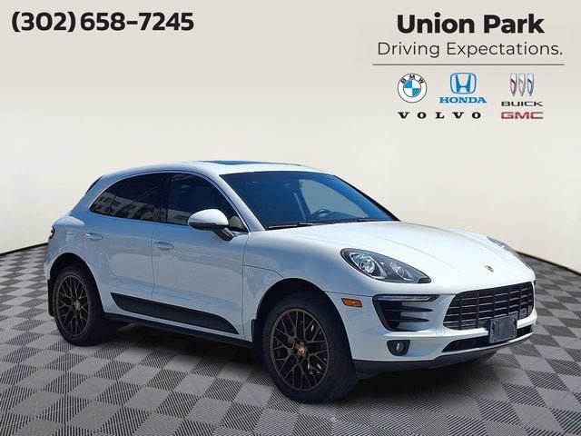 2015 Porsche Macan S