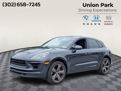 2022 Porsche Macan S