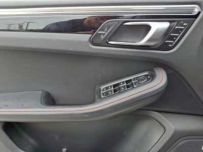 2022 Porsche Macan S