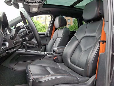 2022 Porsche Macan S