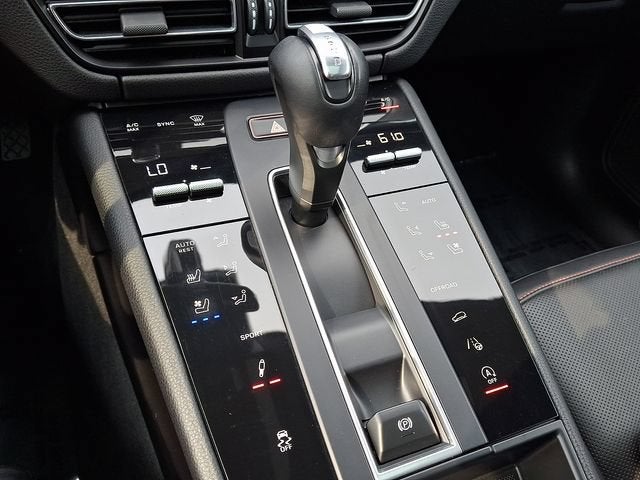 2022 Porsche Macan S