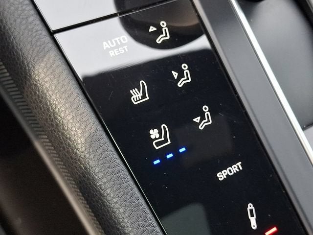 2022 Porsche Macan S