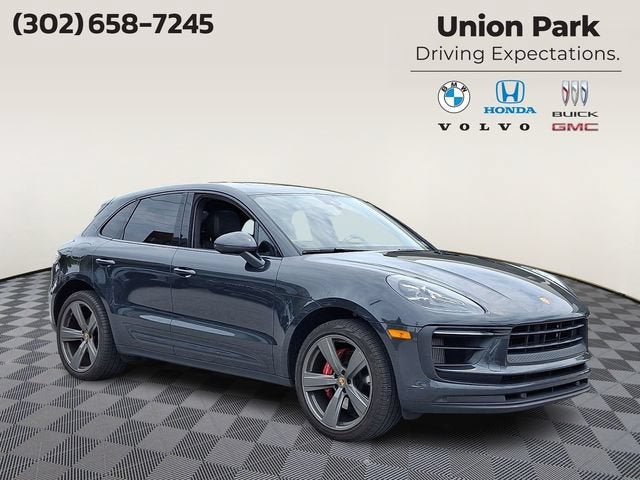 2022 Porsche Macan S