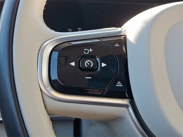 2024 Volvo XC90 Plus Bright Theme