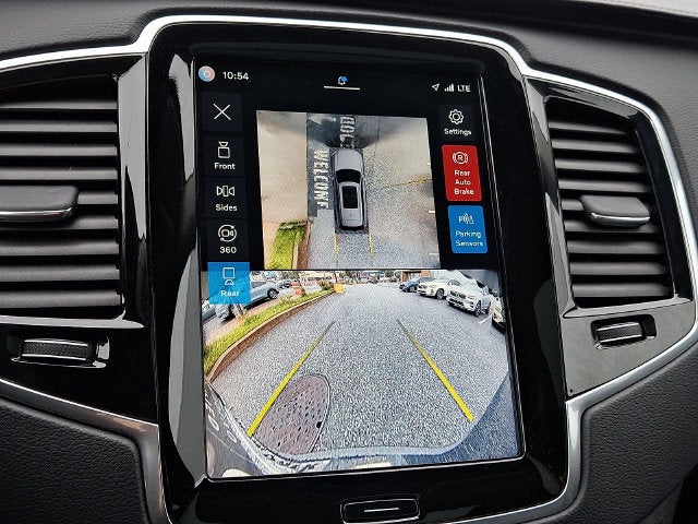 2024 Volvo XC90 B6 Ultimate Bright Theme 6-Seater