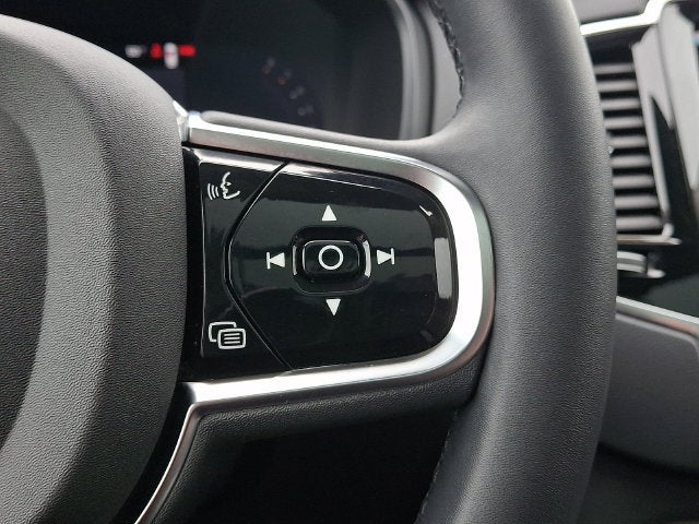2024 Volvo XC90 B6 Ultimate Bright Theme 6-Seater