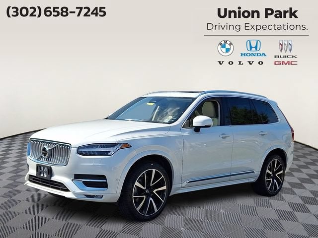 2023 Volvo XC90 Plus