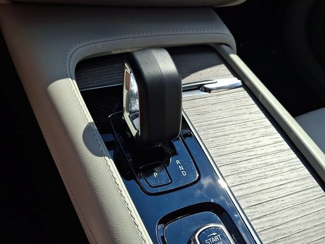2023 Volvo XC90 Plus