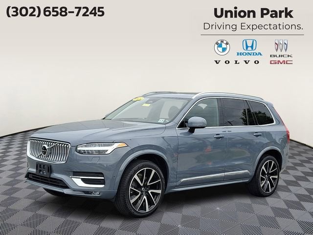2023 Volvo XC90 Plus