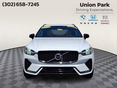 2023 Volvo XC60 Ultimate Dark Theme