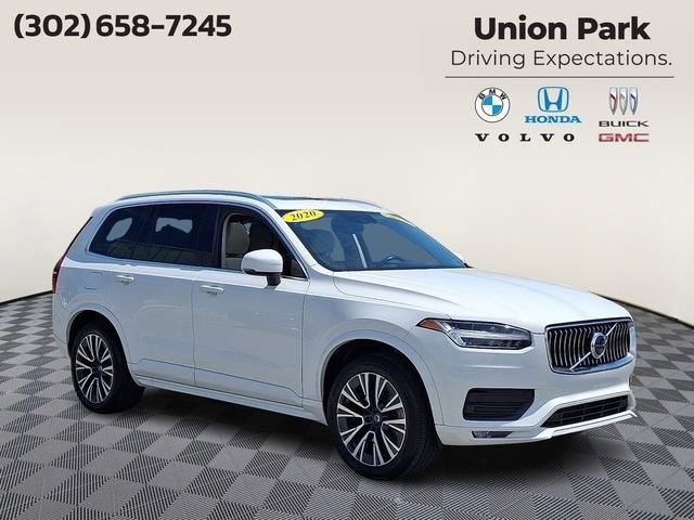 2020 Volvo XC90 Momentum