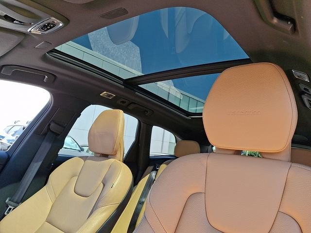2019 Volvo XC60 Inscription