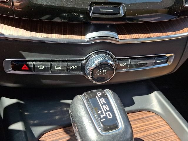 2019 Volvo XC60 Inscription