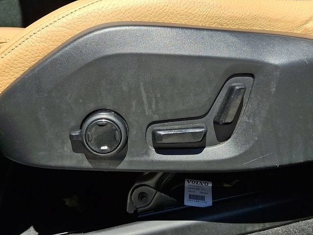 2019 Volvo XC60 Inscription