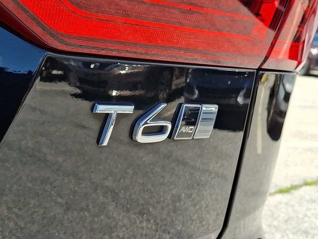 2019 Volvo XC60 Inscription