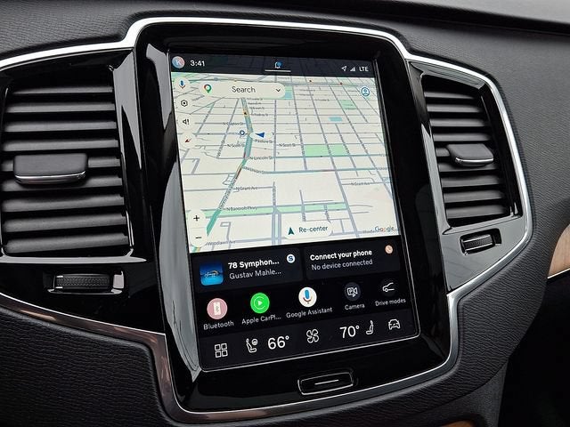 2024 Volvo XC90 Recharge Plug-In Hyb Plus Bright Theme