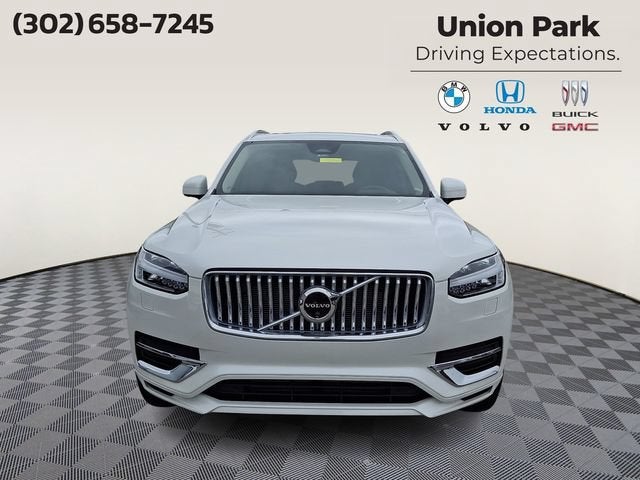 2024 Volvo XC90 Recharge Plug-In Hyb Plus Bright Theme